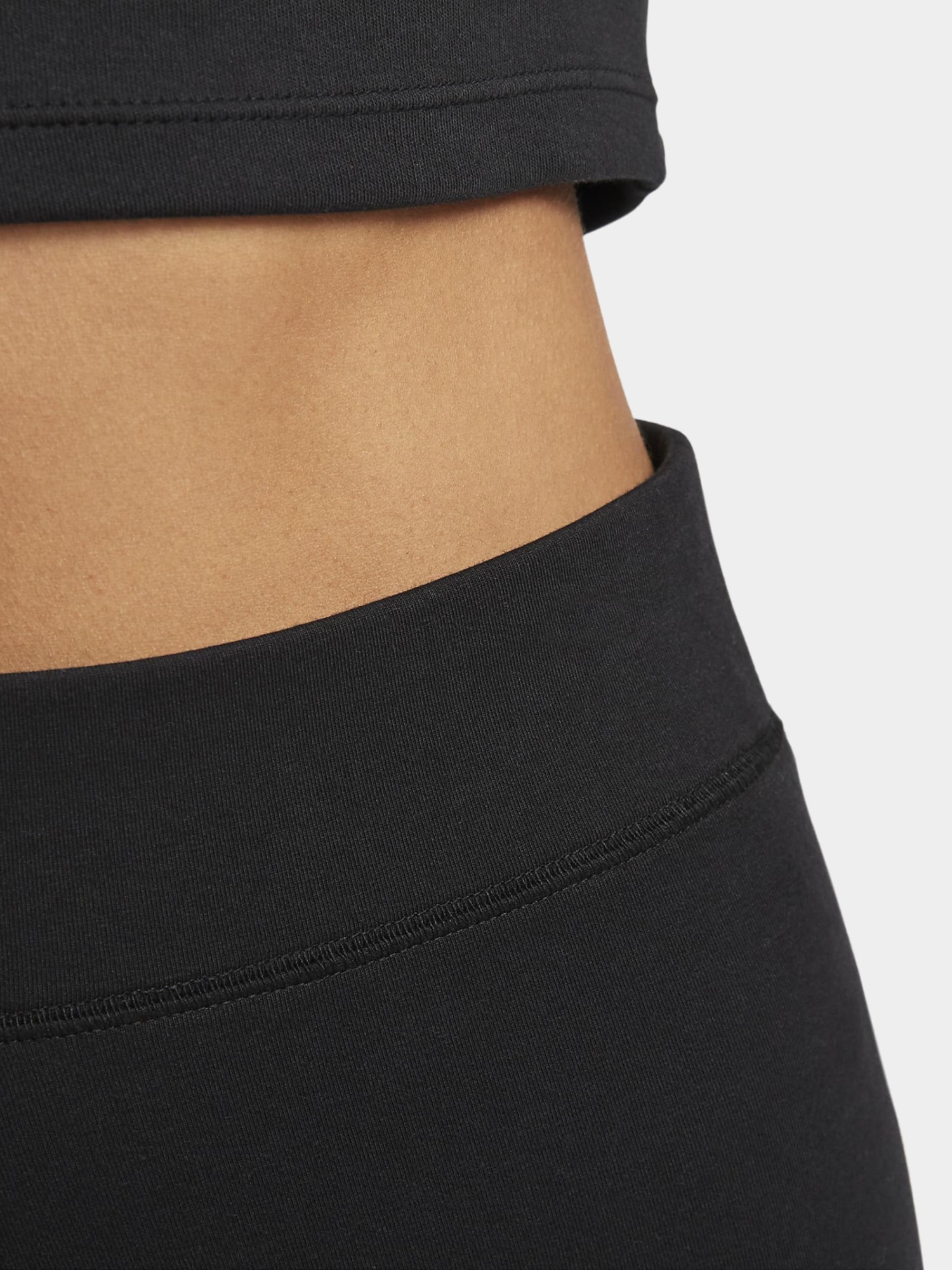 Шорты женские Nike W NSW NK CLSC HR 8IN SHORT черные DV7797-010 изображение 6