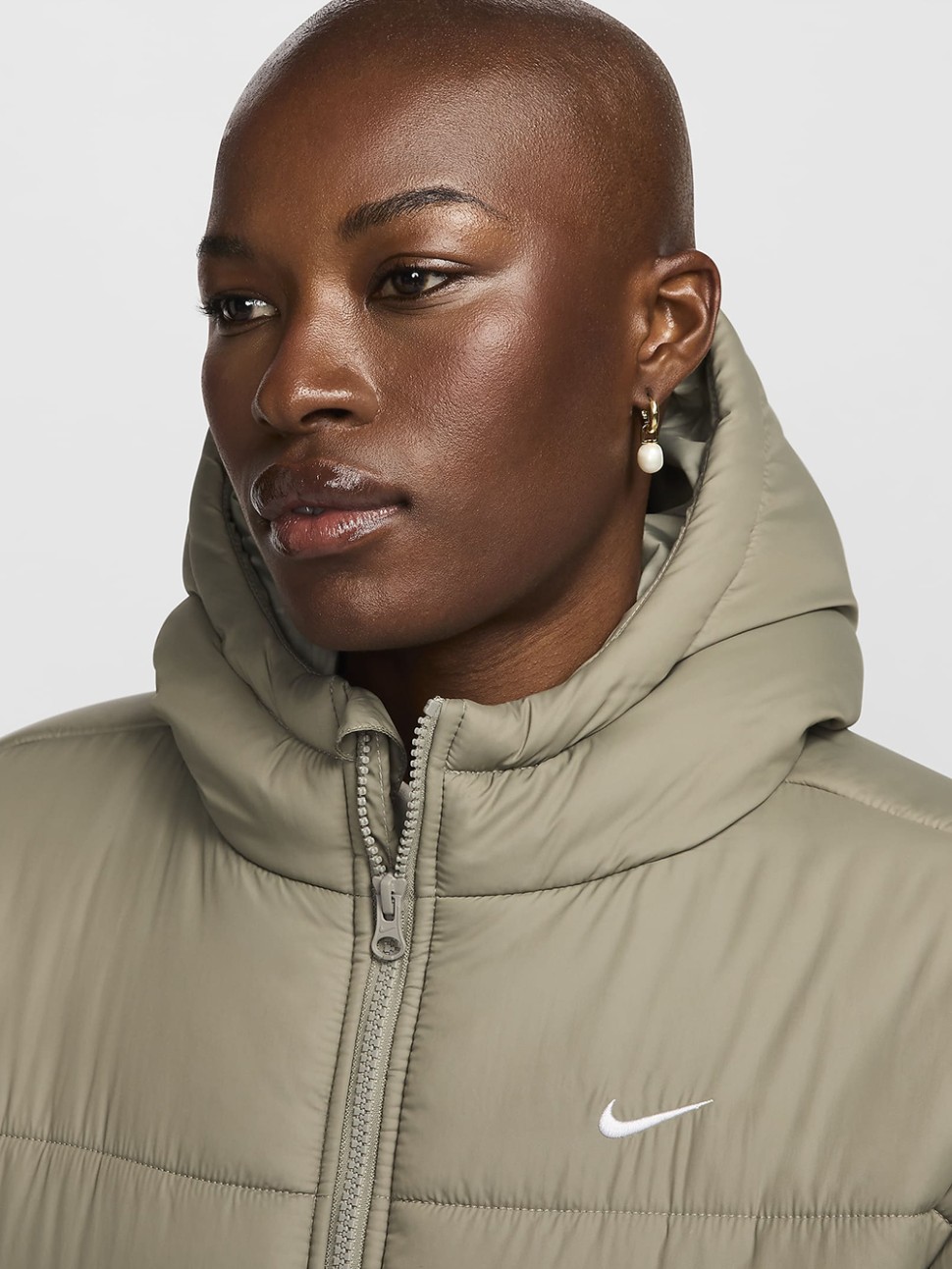 Куртка жіноча Nike W NSW TF SYNFL NK CLSC PFR оливкова FZ5899-321 — фото 4