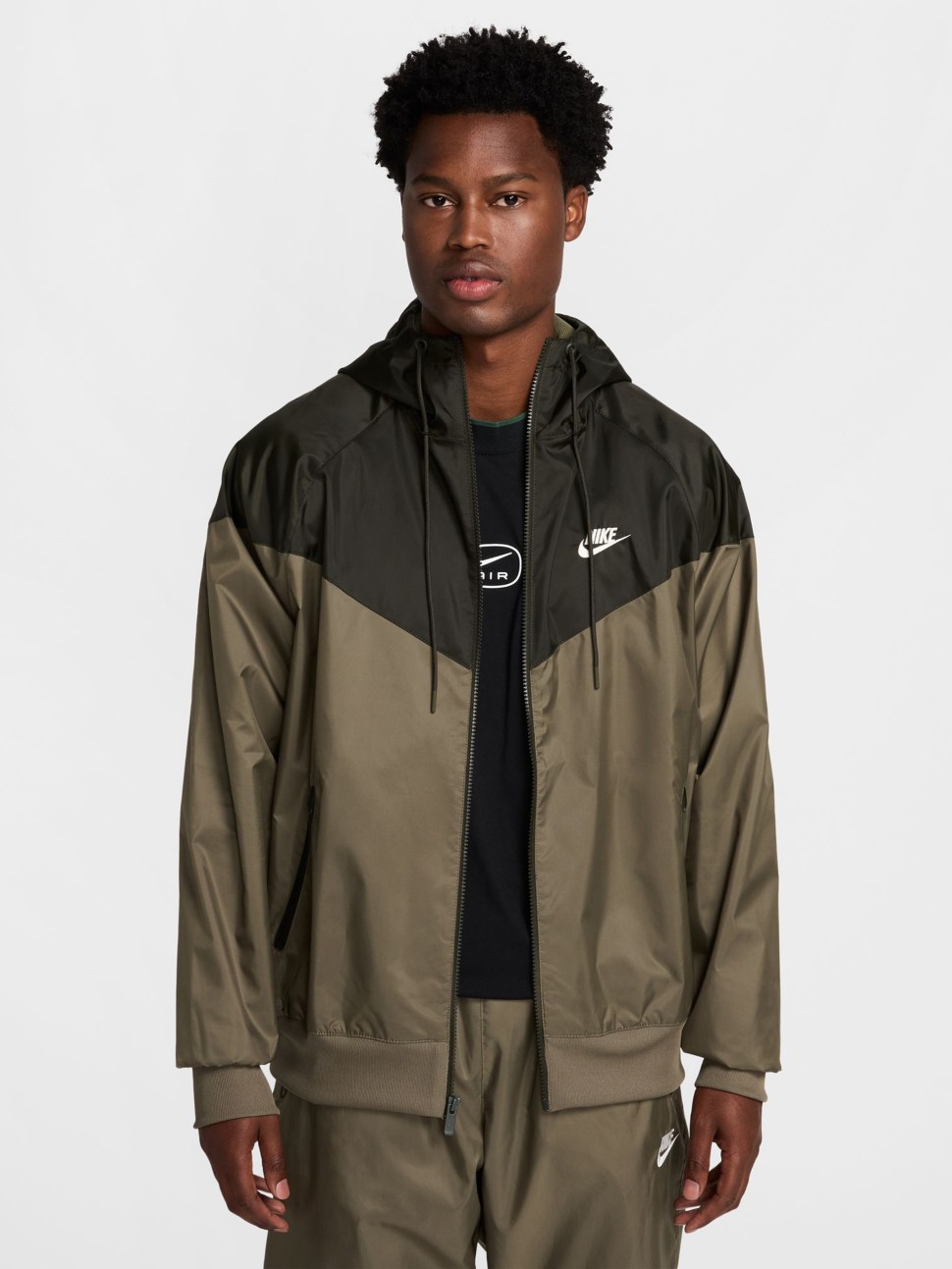 Вітрівка чоловіча Nike M NK WVN LND WR HD JKT хакі DA0001-222 — фото 2