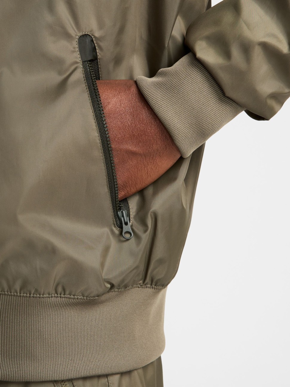 Вітрівка чоловіча Nike M NK WVN LND WR HD JKT хакі DA0001-222 — фото 8