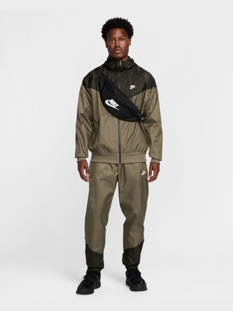 Вітрівка чоловіча Nike M NK WVN LND WR HD JKT хакі DA0001-222 изображение 9