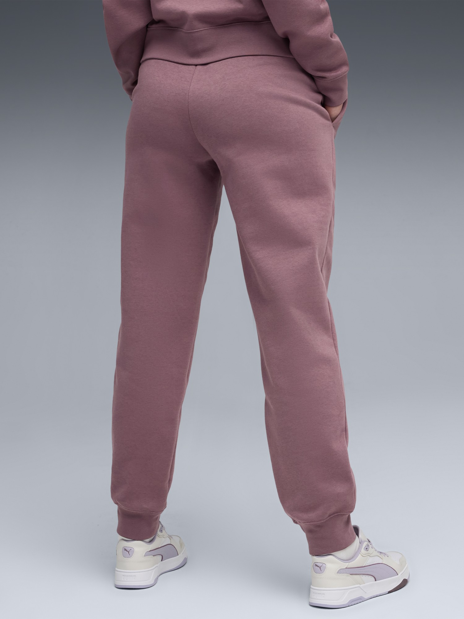 Штани жіночі Puma CLASS Sweatpants фіолетові 68813688 изображение 3