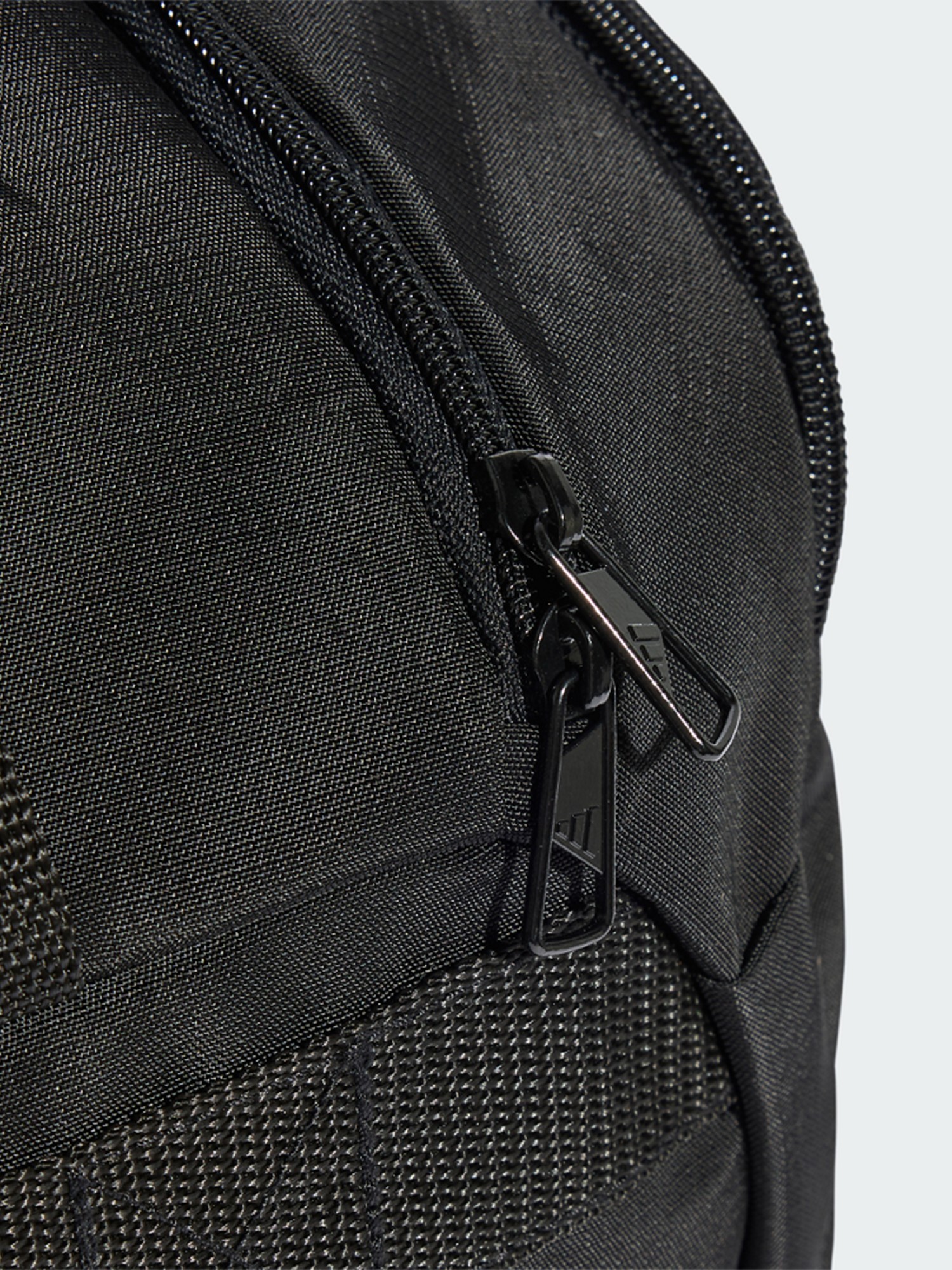 Сумка Adidas TRA DEF DUF S черная JZ0608 изображение 6