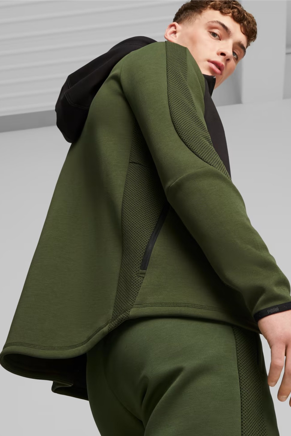 Толстовка чоловіча Puma EVOSTRIPE Full-Zip Hoodie DK хакі 67593031 — фото 5