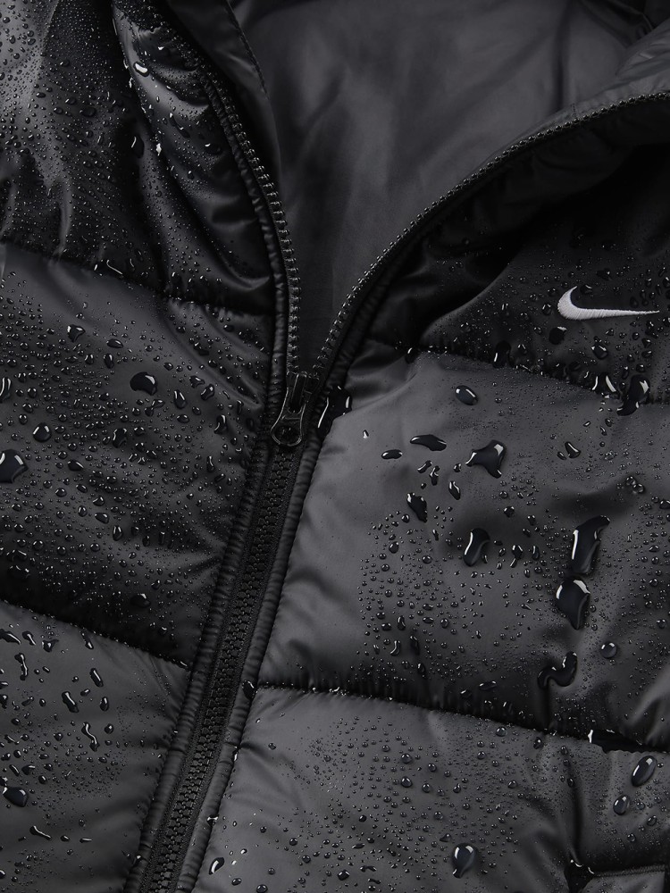 Куртка женская Nike W NSW TF SNFL NK CLSC PRKA черная FZ5903-010 изображение 8