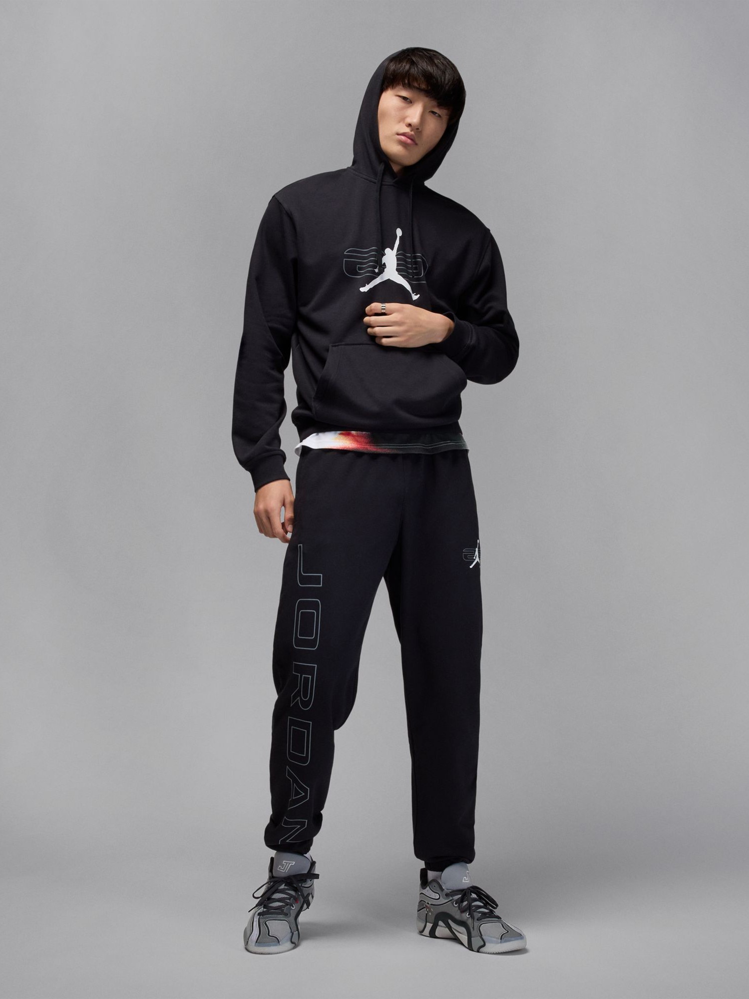 Толстовка мужская Nike M J SPRT CSVR GFX FLC PO черная HQ8694-010 изображение 8