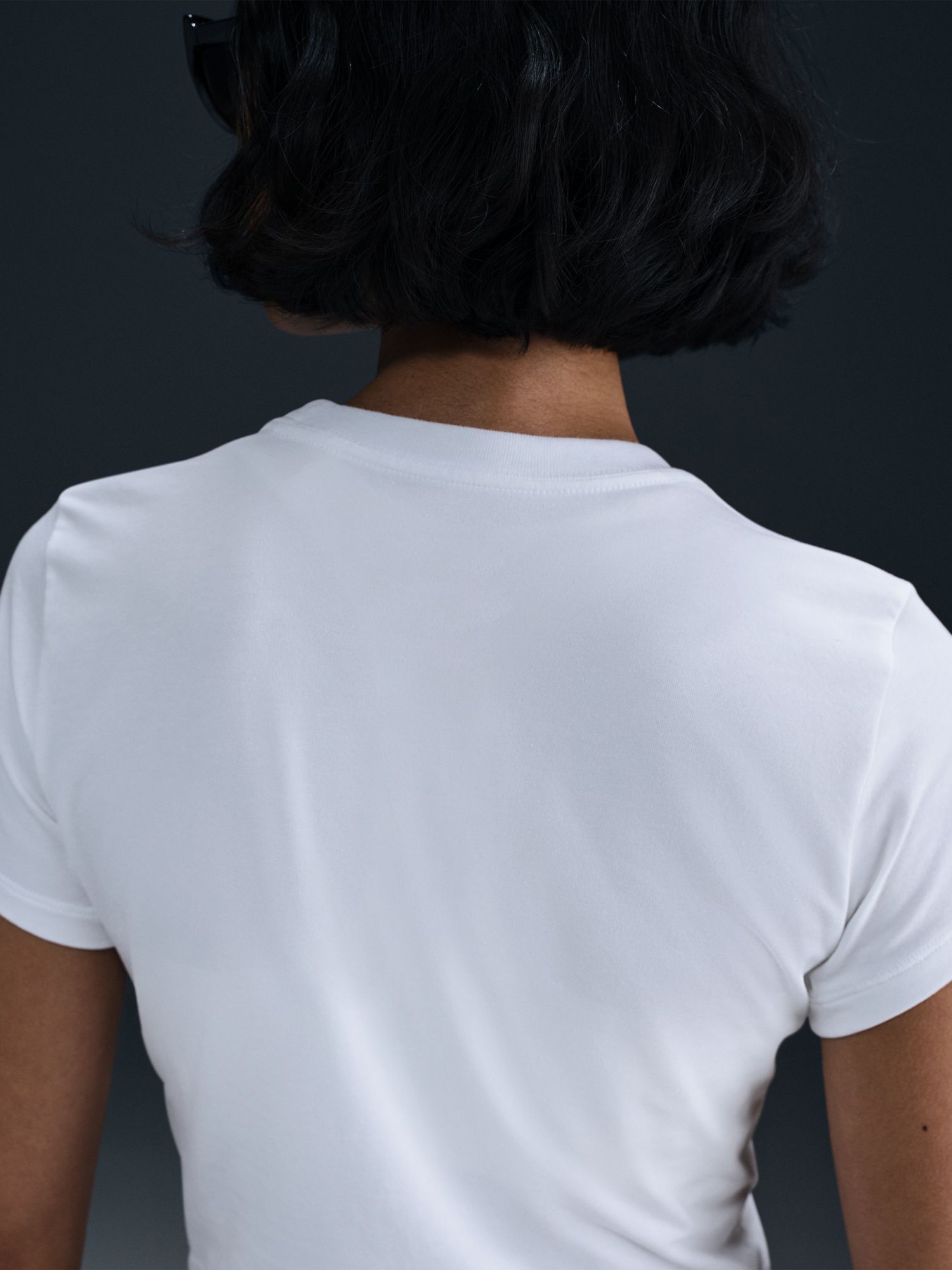 Футболка жіноча Nike W NSW NK CHLL KNT CRP біла HF9538-101 изображение 3