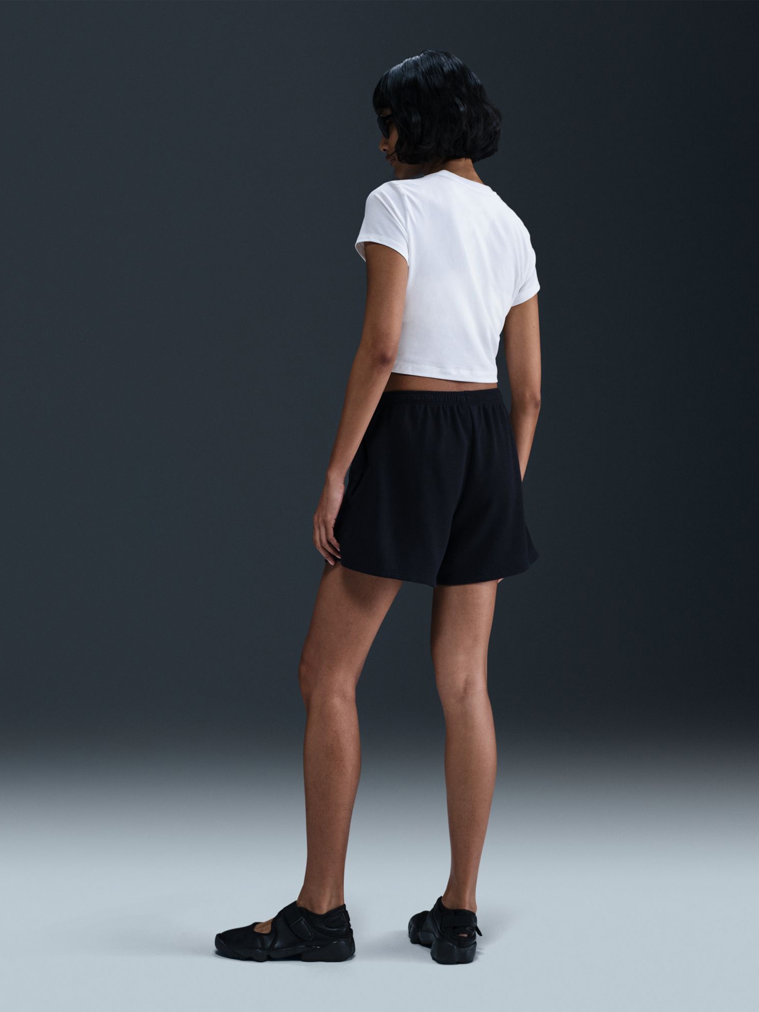 Футболка жіноча Nike W NSW NK CHLL KNT CRP біла HF9538-101 изображение 6