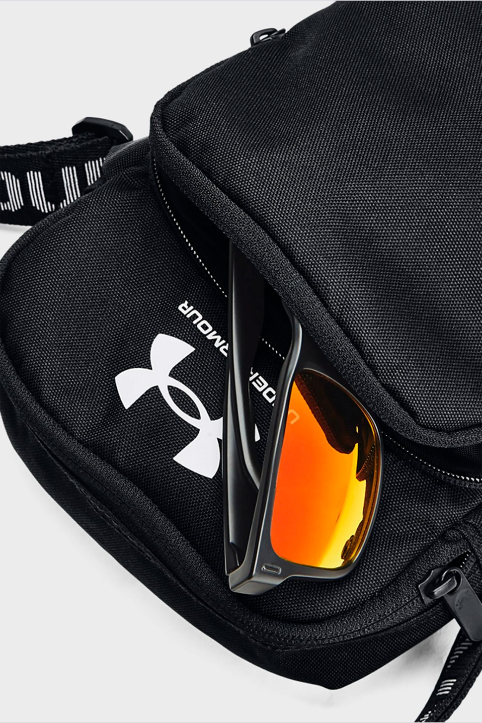 Сумка Under Armour Ua Loudon Crossbody чорна 1364192-001 — фото 4