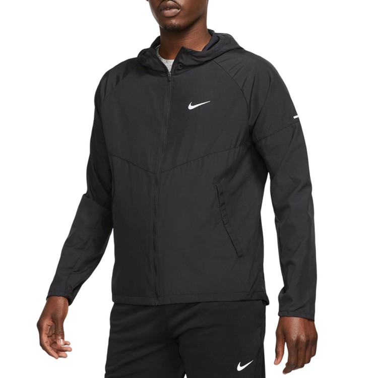 Вітрівка чоловіча Nike M NK RPL MILER JKT чорна DD4746-010