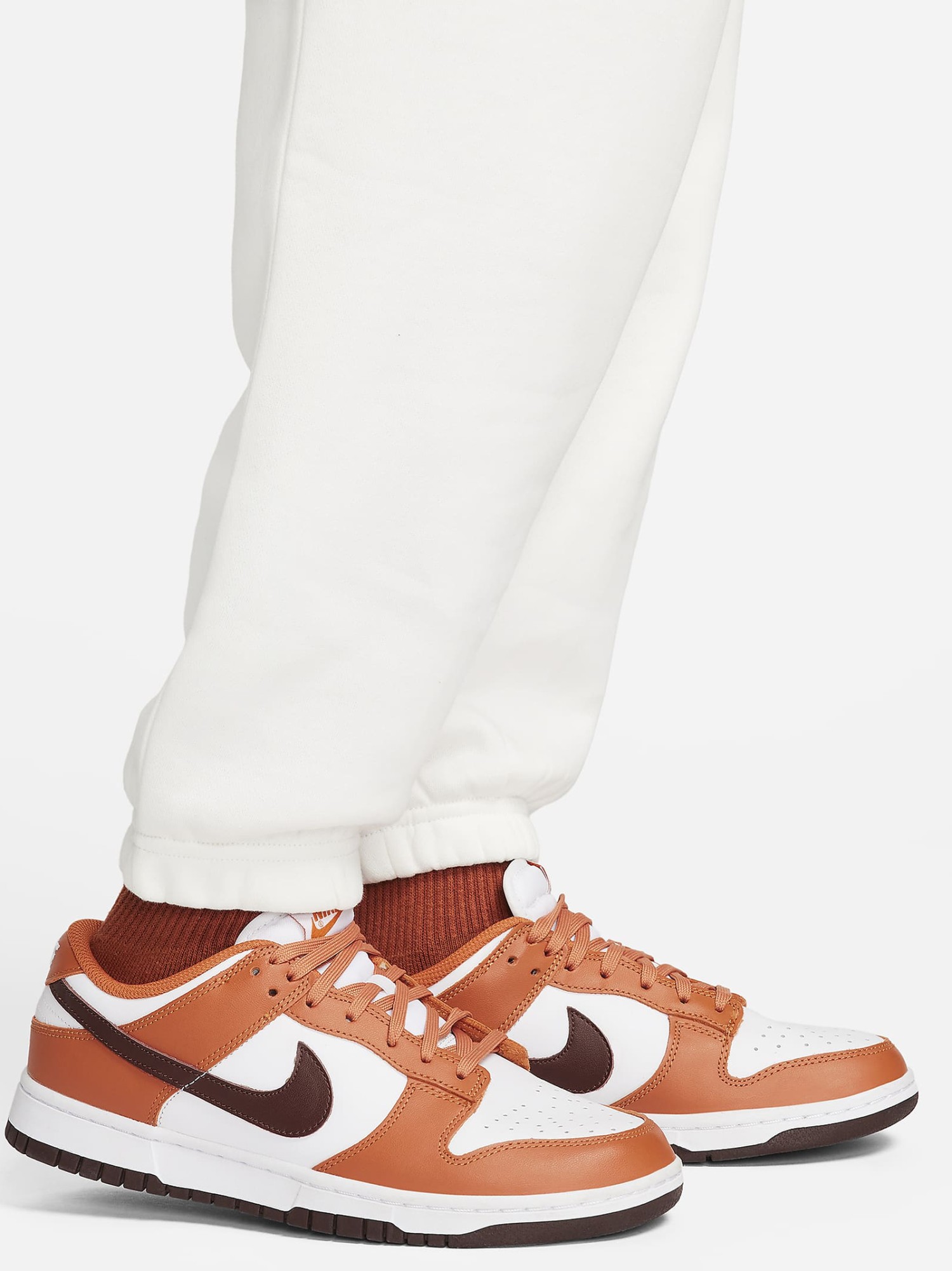 Штани жіночі Nike W NSW PHNX FLC HR OS PANT PRNT молочні FN7716-133 изображение 6