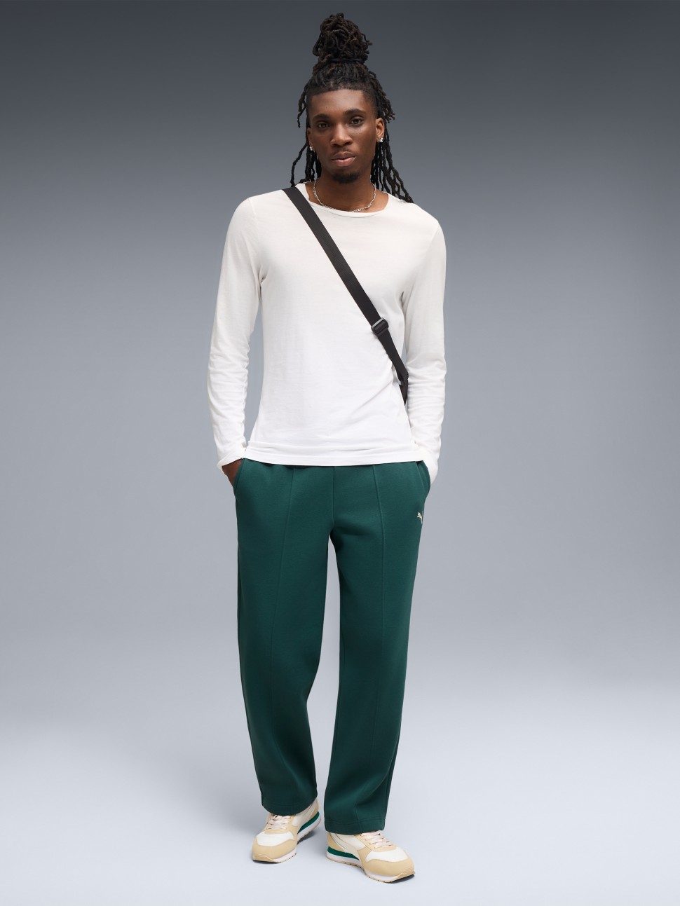 Штани чоловічі Puma CLASS Sweatpants зелені 68821575 — фото 4