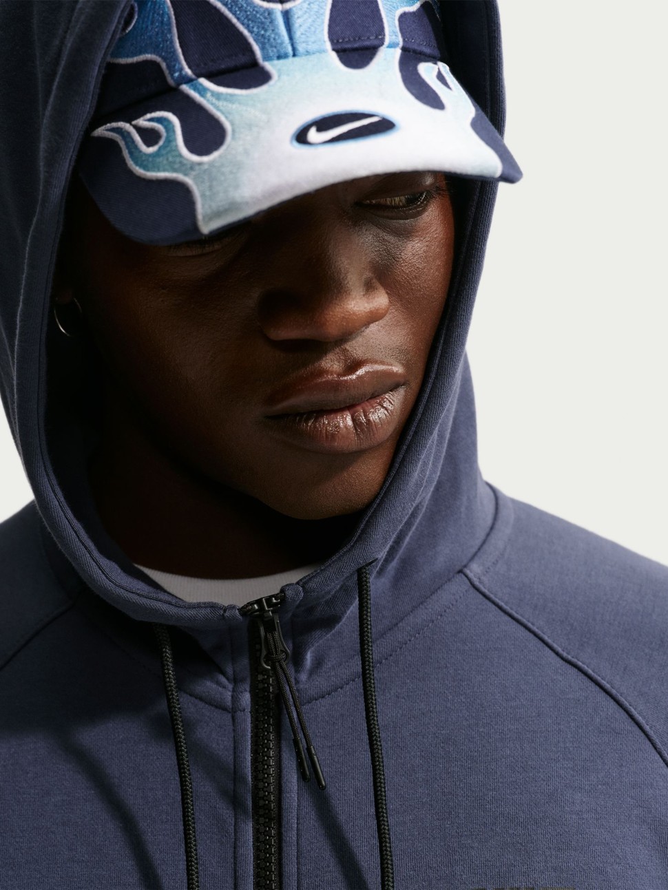 Толстовка чоловіча Nike M NSW TE FZ FLC HOODIE синя DD5284-437 — фото 6 — Sport City Толстовка чоловіча Nike M NSW TE FZ FLC HOODIE синя DD5284-437 — фото 6