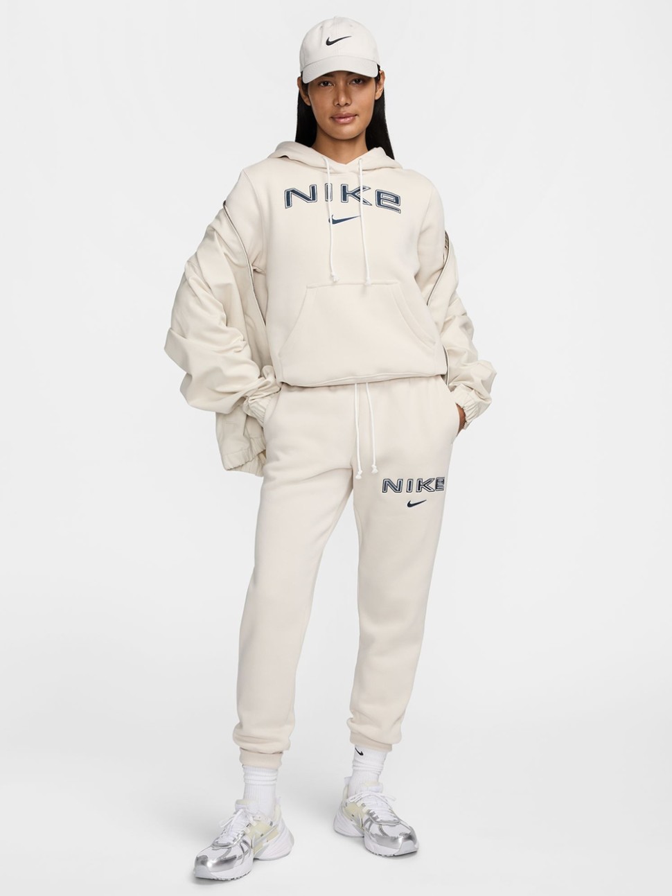Толстовка жіноча Nike W NSW PHNX FLC STD PO LOGO HDY бежева HM9751-104 — фото 7