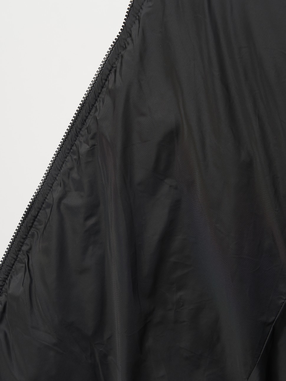 Куртка жіноча Columbia Puffect™ II Mid Hooded Jacket чорна  2088471-010 — фото 6
