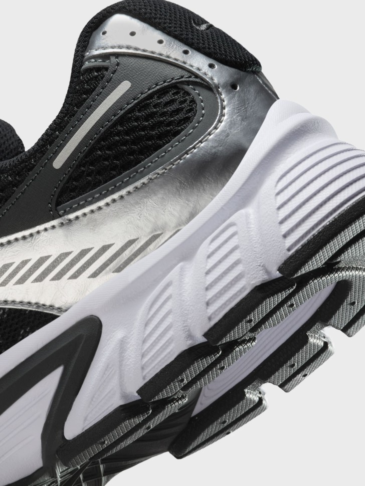 Кросівки чоловічі Nike V5 RNR чорні HJ5228-004 изображение 5