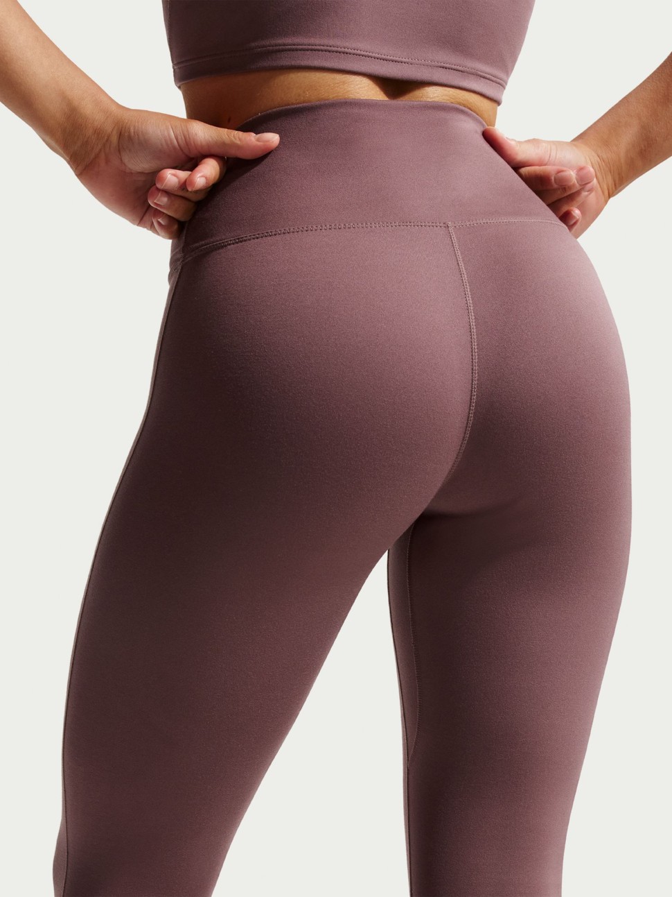 Легінси жіночі Nike W NK DF ONE HR TIGHT USEAM коричневі HJ9195-502 — фото 4
