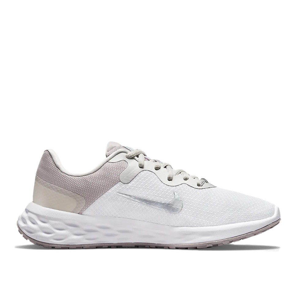 Кросівки жіночі Nike W Revolution 6 Nn Prm білі DC9007-111  — фото 1
