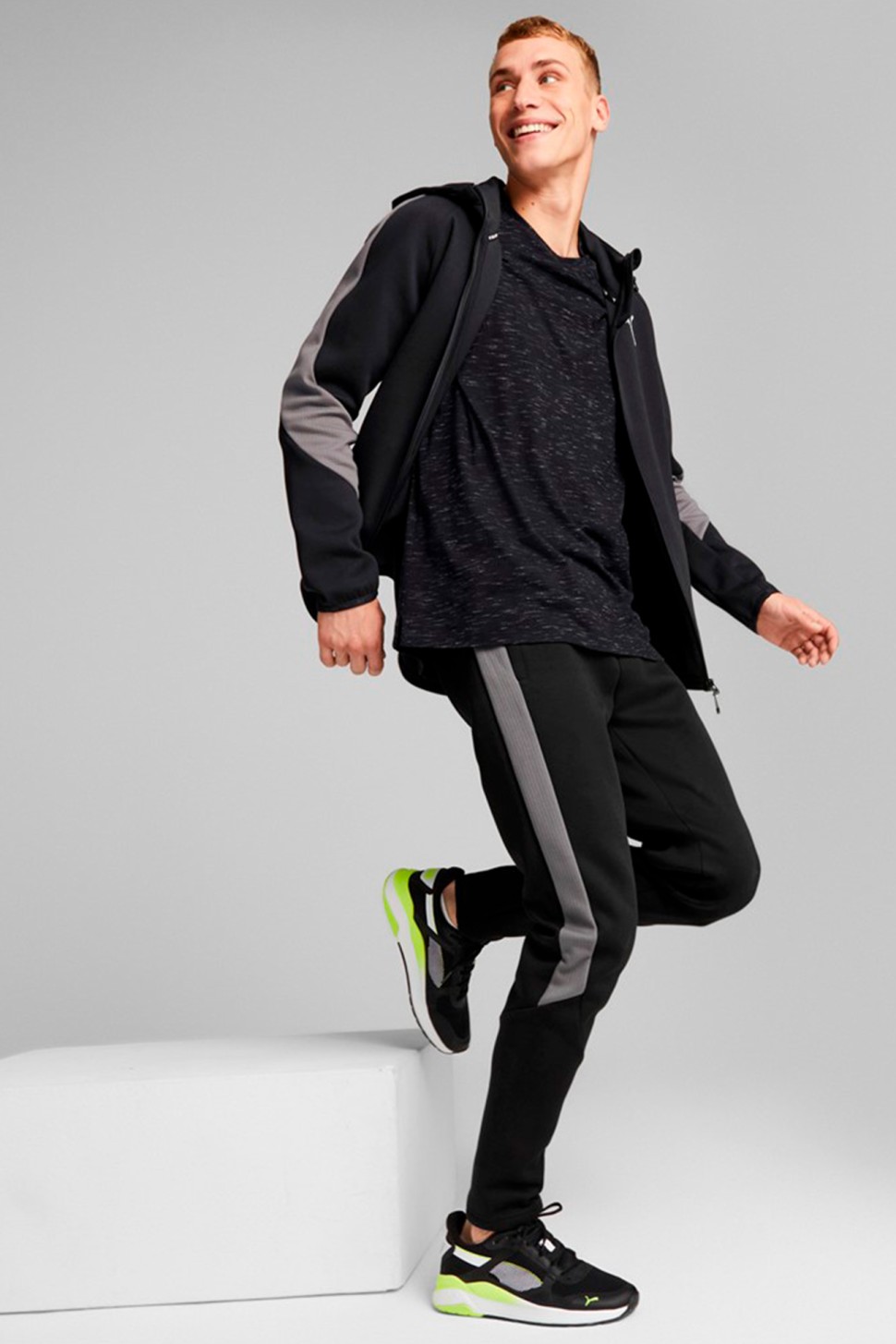 Толстовка чоловіча Puma Evostripe Full-Zip Hoodie чорна 84991501 — фото 3