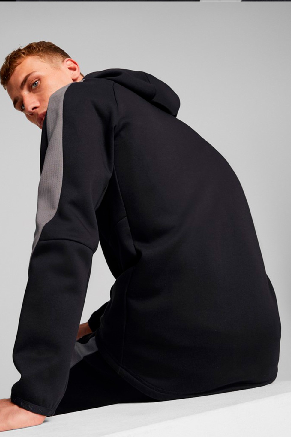 Толстовка чоловіча Puma Evostripe Full-Zip Hoodie чорна 84991501 — фото 6