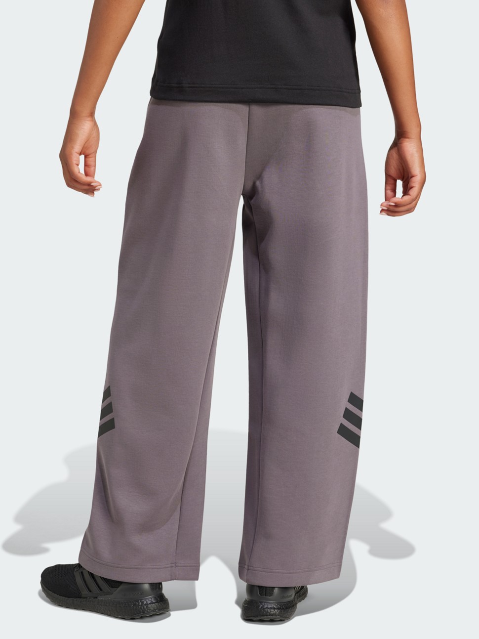 Брюки женские Adidas W FI 3S OH PT серые JE0154 — фото 3 — Sport City Брюки женские Adidas W FI 3S OH PT серые JE0154 — фото 3
