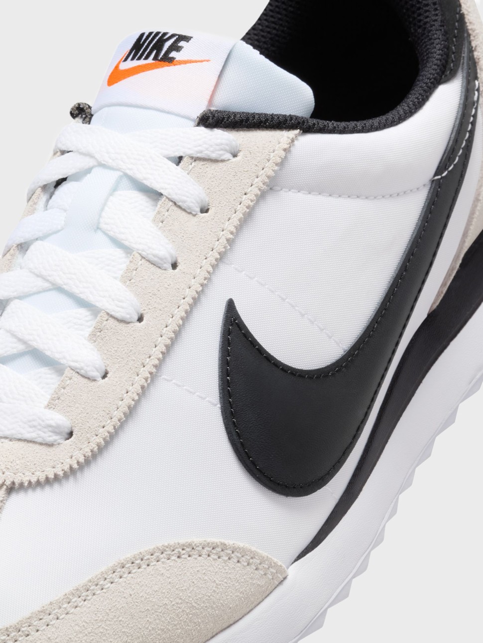 Кроссовки женские Nike W PACIFIC белые HM4771-105 — фото 4 — Sport City Кроссовки женские Nike W PACIFIC белые HM4771-105 — фото 4