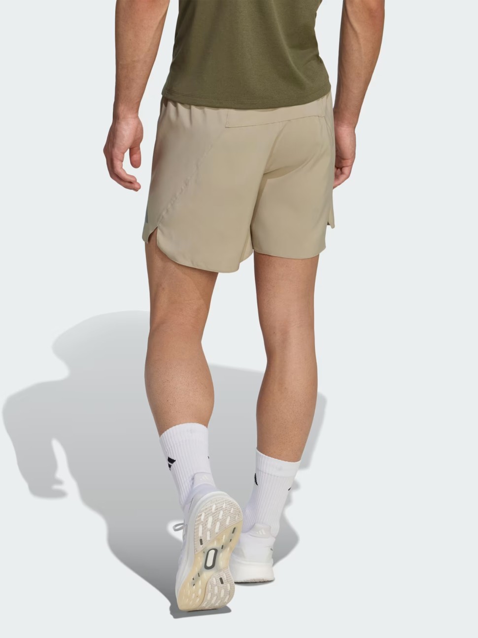 Шорты мужские Adidas Run Ess Short M хаки JZ7770 — фото 3