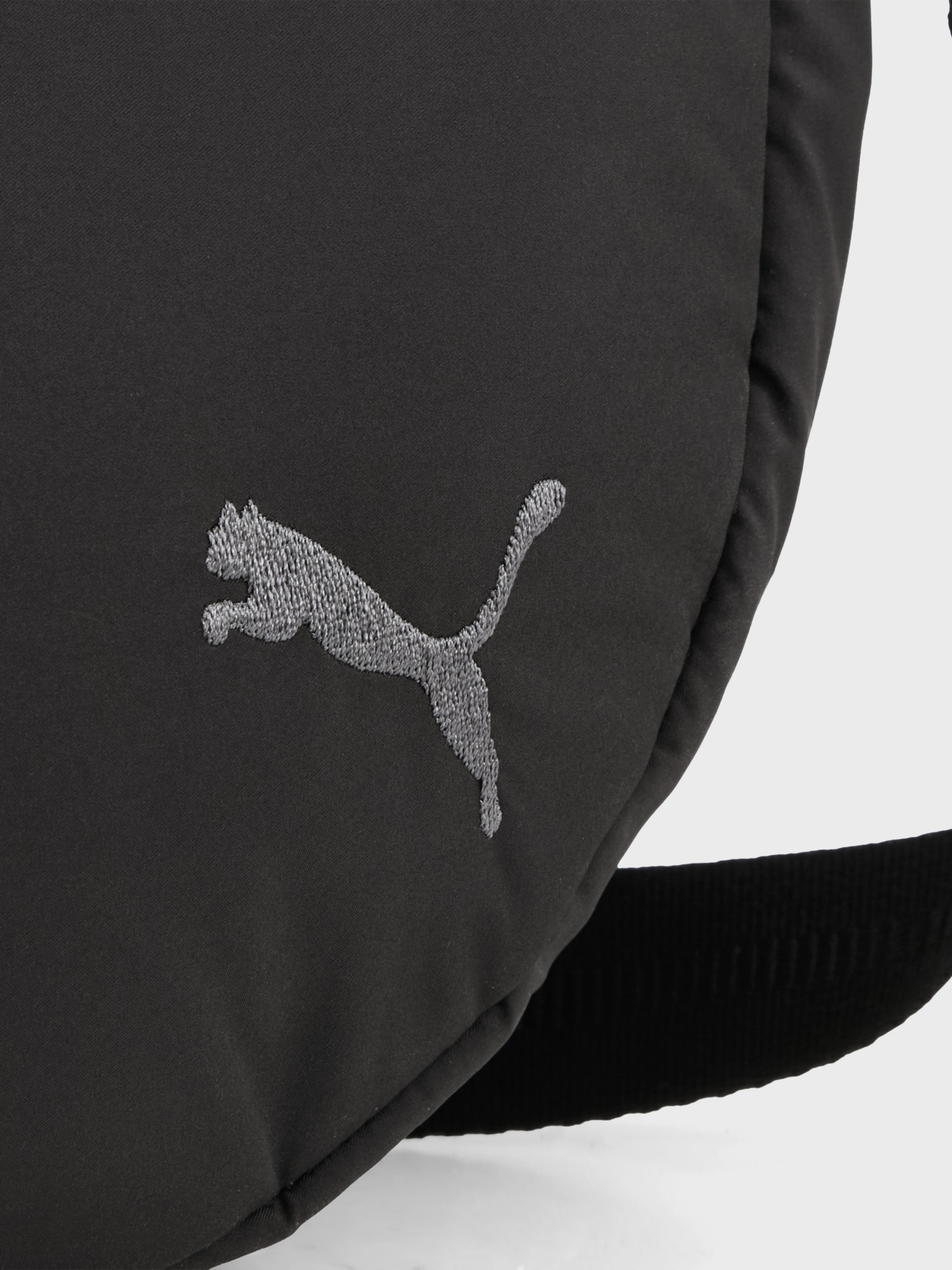 Сумка Puma HER Half Moon Bag чорна 09276901 изображение 4