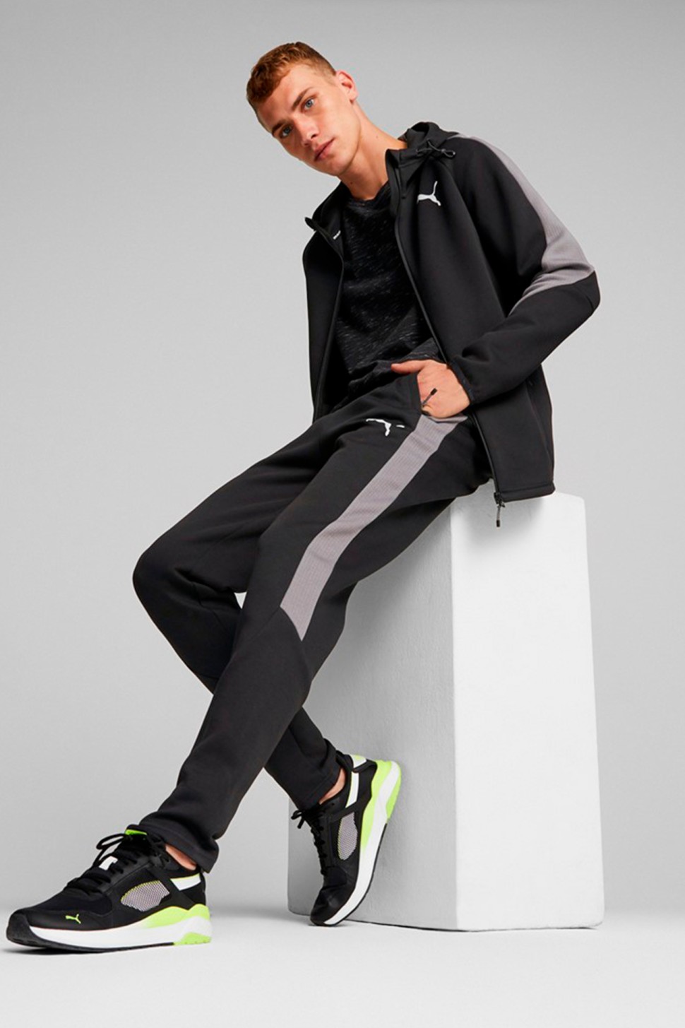 Штани чоловічі Puma Evostripe Pants чорні 84991701 — фото 2