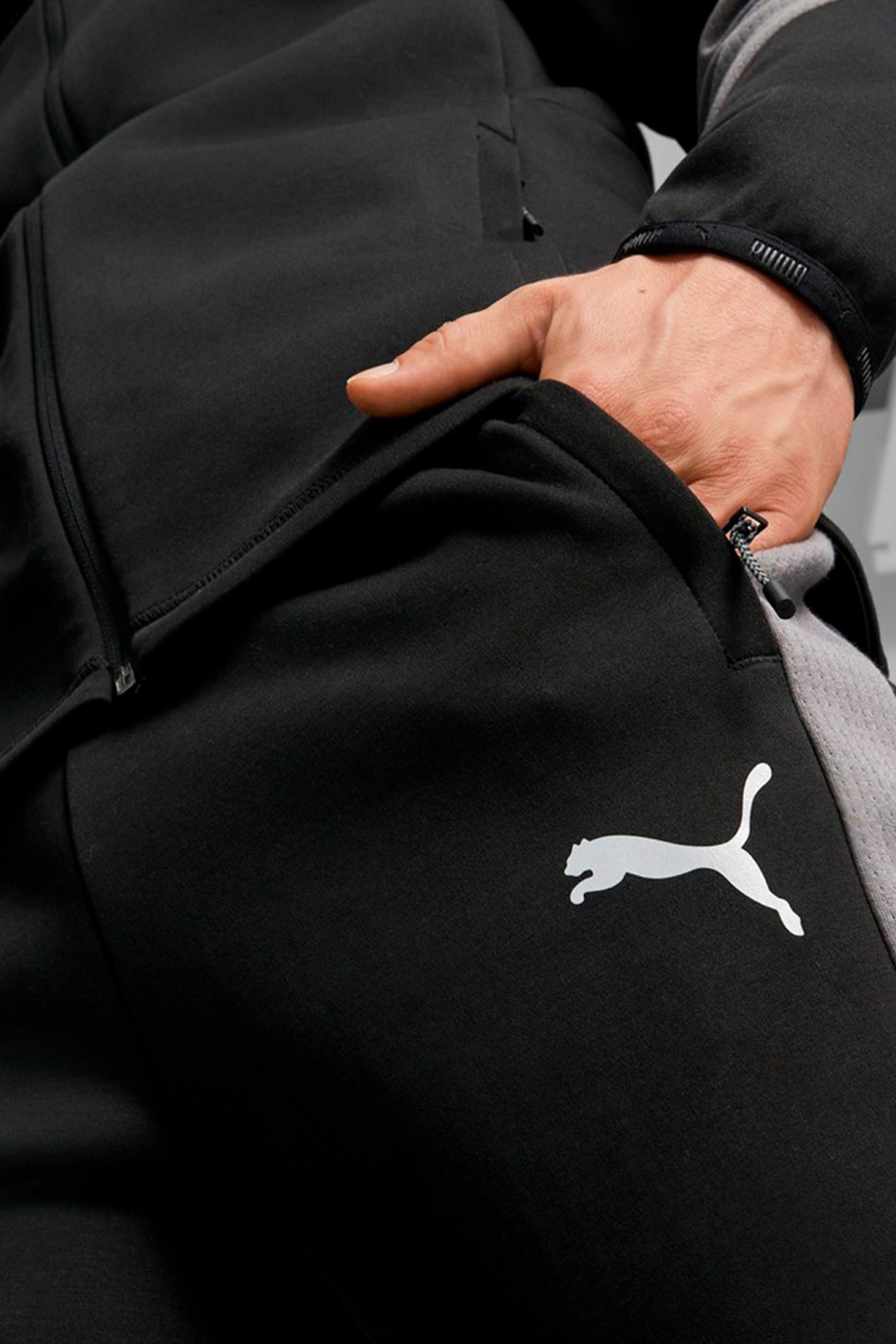 Штани чоловічі Puma Evostripe Pants чорні 84991701 — фото 4