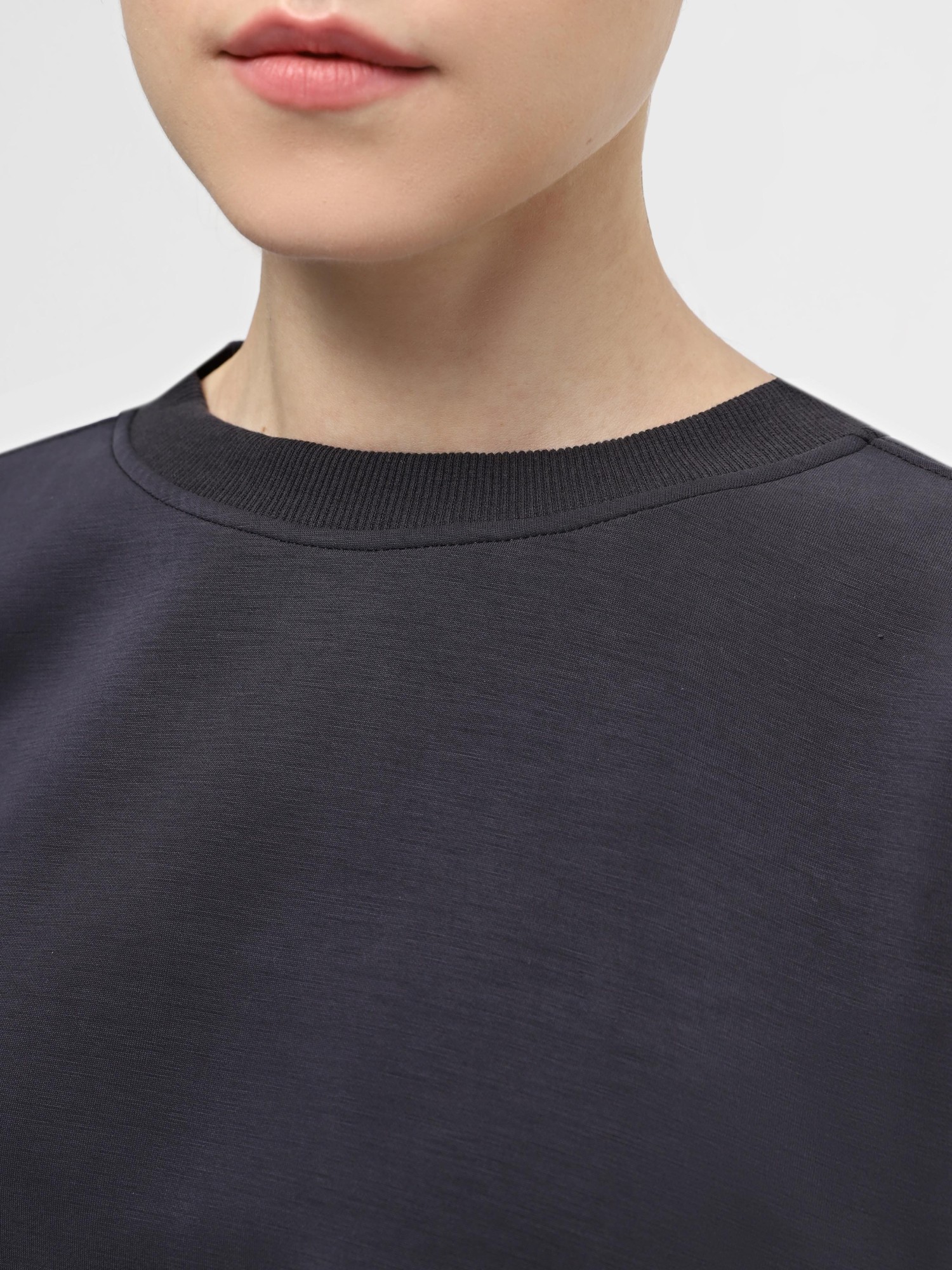 Толстовка жіноча Evoids Sonta чорна 142403-010 изображение 4