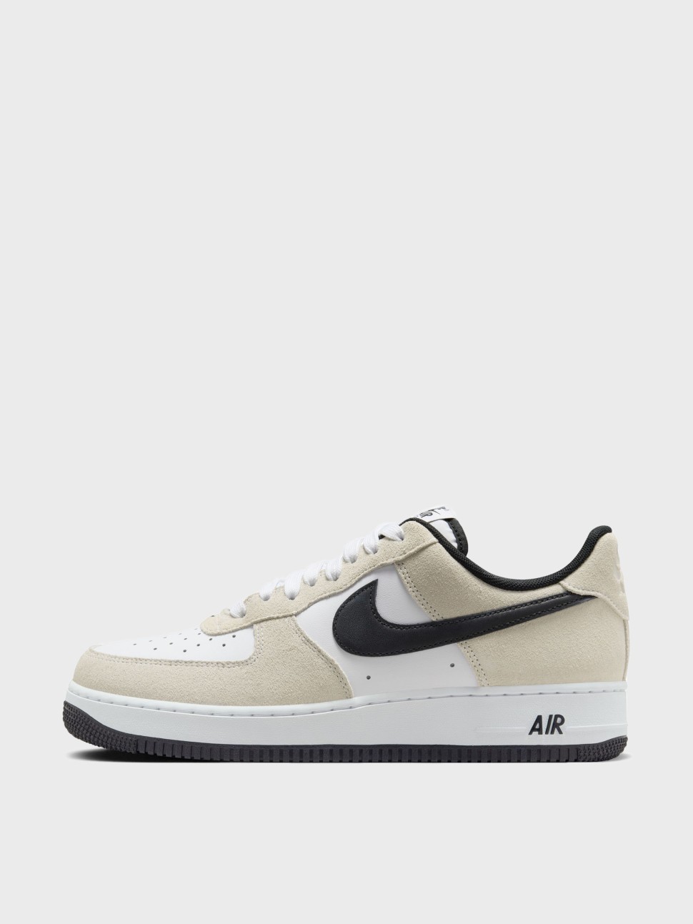 Кроссовки мужские Nike AIR FORCE 1 07 LV8 бежевые IB6388-100 — фото 4