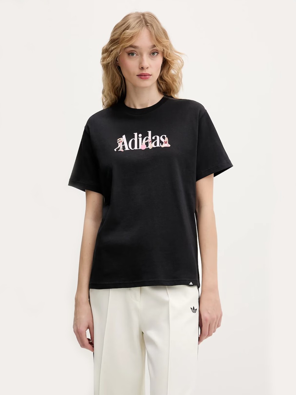 Футболка женская Adidas SOFT SPORT T черная JZ7894 — фото 2 — Sport City Футболка женская Adidas SOFT SPORT T черная JZ7894 — фото 2