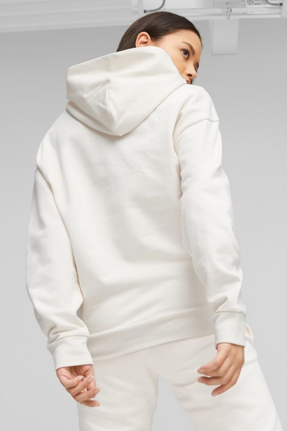 Толстовка жіноча Puma BETTER ESSENTIALS Hoodie FL молочна 67680499 — фото 4