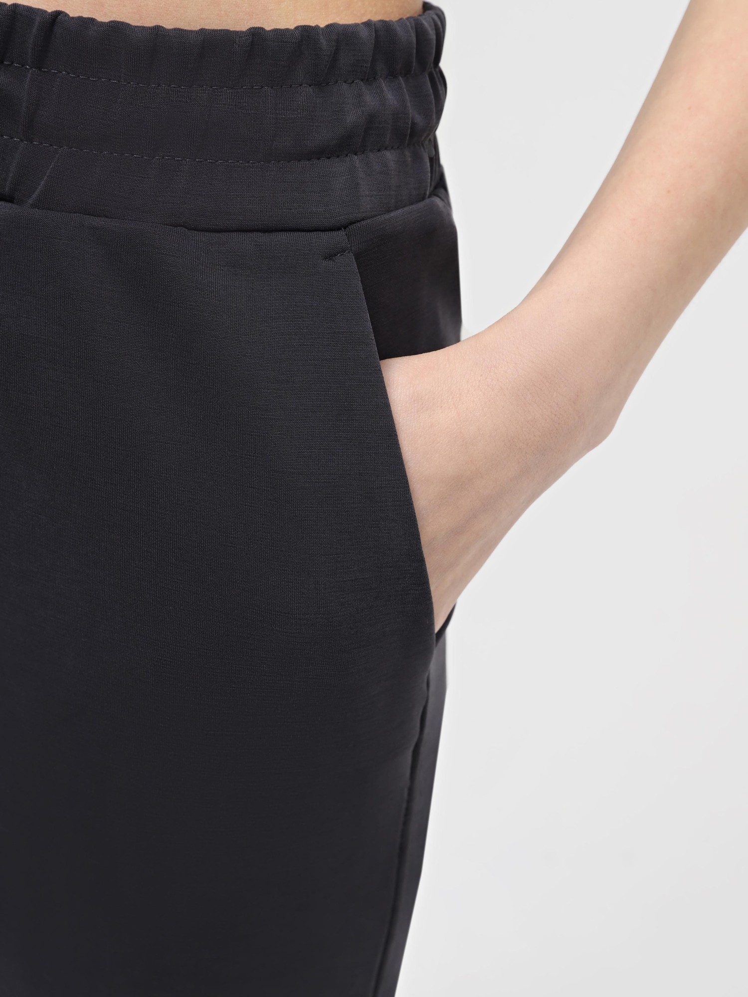 Штани жіночі Evoids Ledona чорні 142405-010 изображение 6