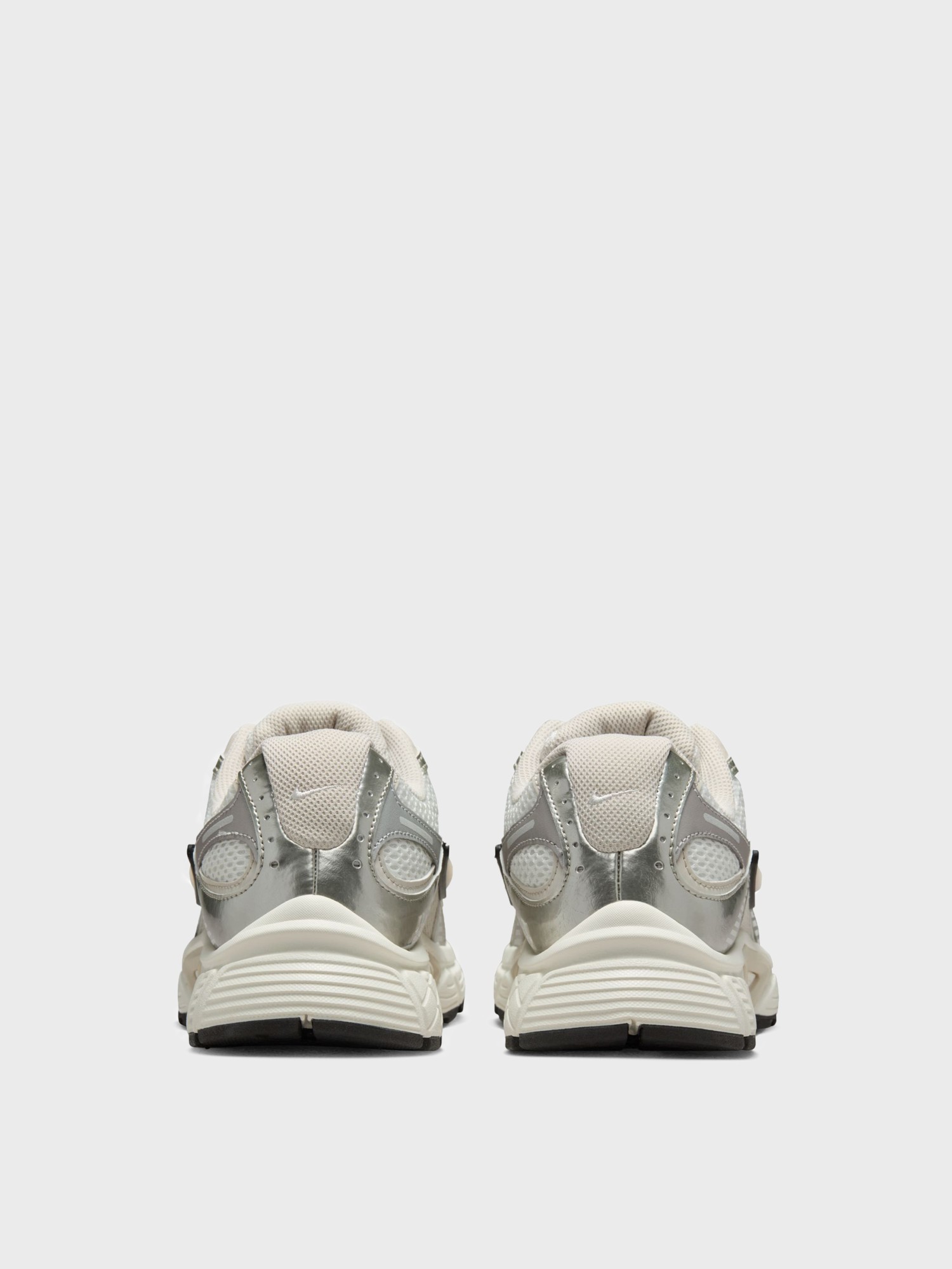 Кроссовки женские Nike W V5 RNR кремовые HQ7901-104 изображение 7