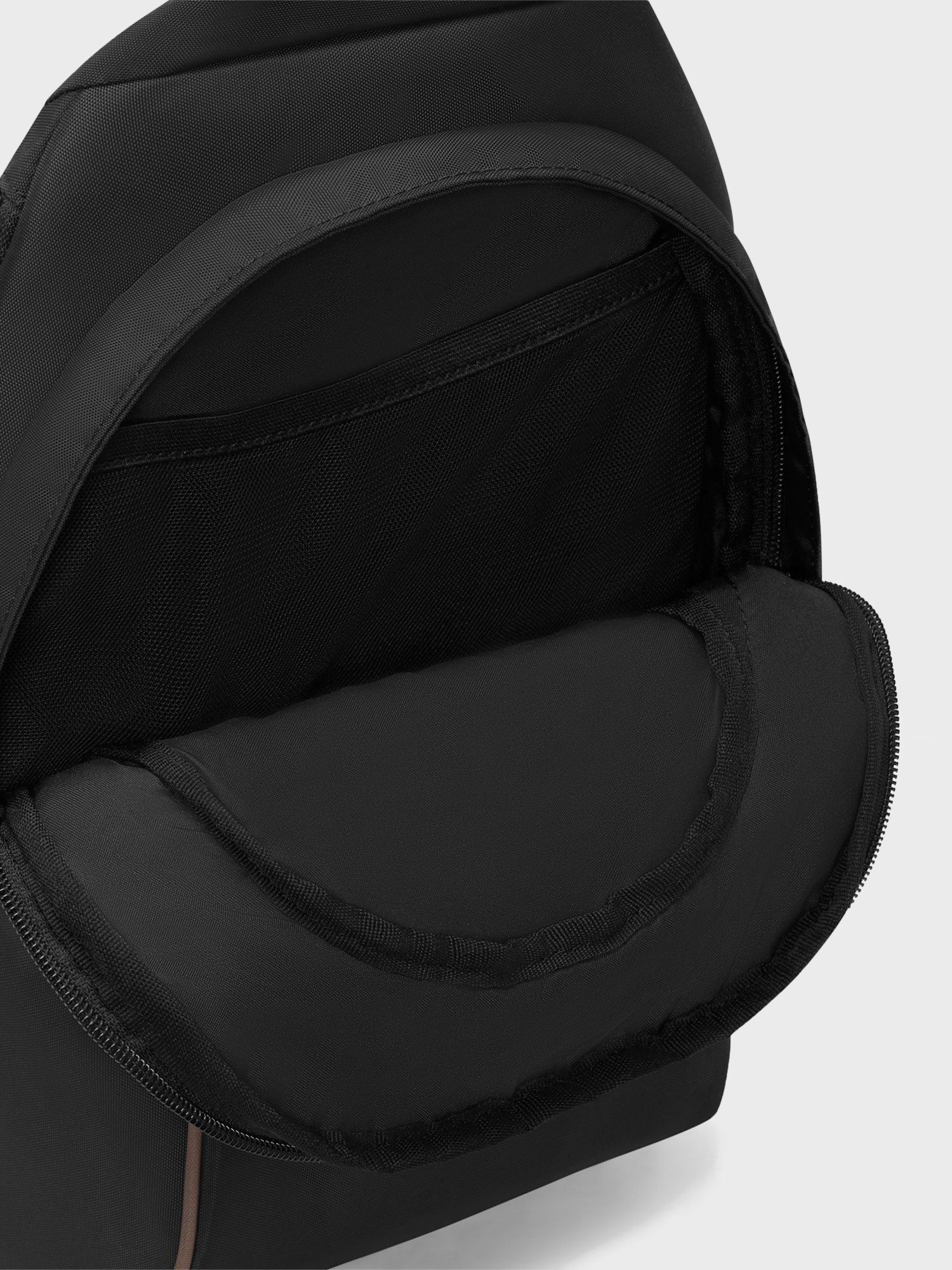 Сумка  Nike NK NSW ESSENTIALS SLING BAG черная DJ9796-010 изображение 5