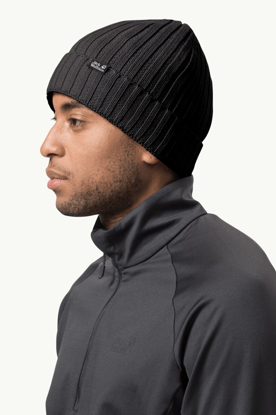 Шапка унісекс Jack Wolfskin STORMLOCK RIP KNIT CAP чорна 1907121-6000 — фото 2