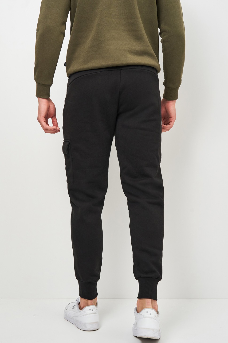 Штани чоловічі Puma ESS Cargo Pants чорні 84580201 — фото 3