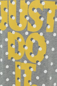Футболка женская Nike Tee-Bf Shadow Dot Jdi серая 729476-063 изображение 3