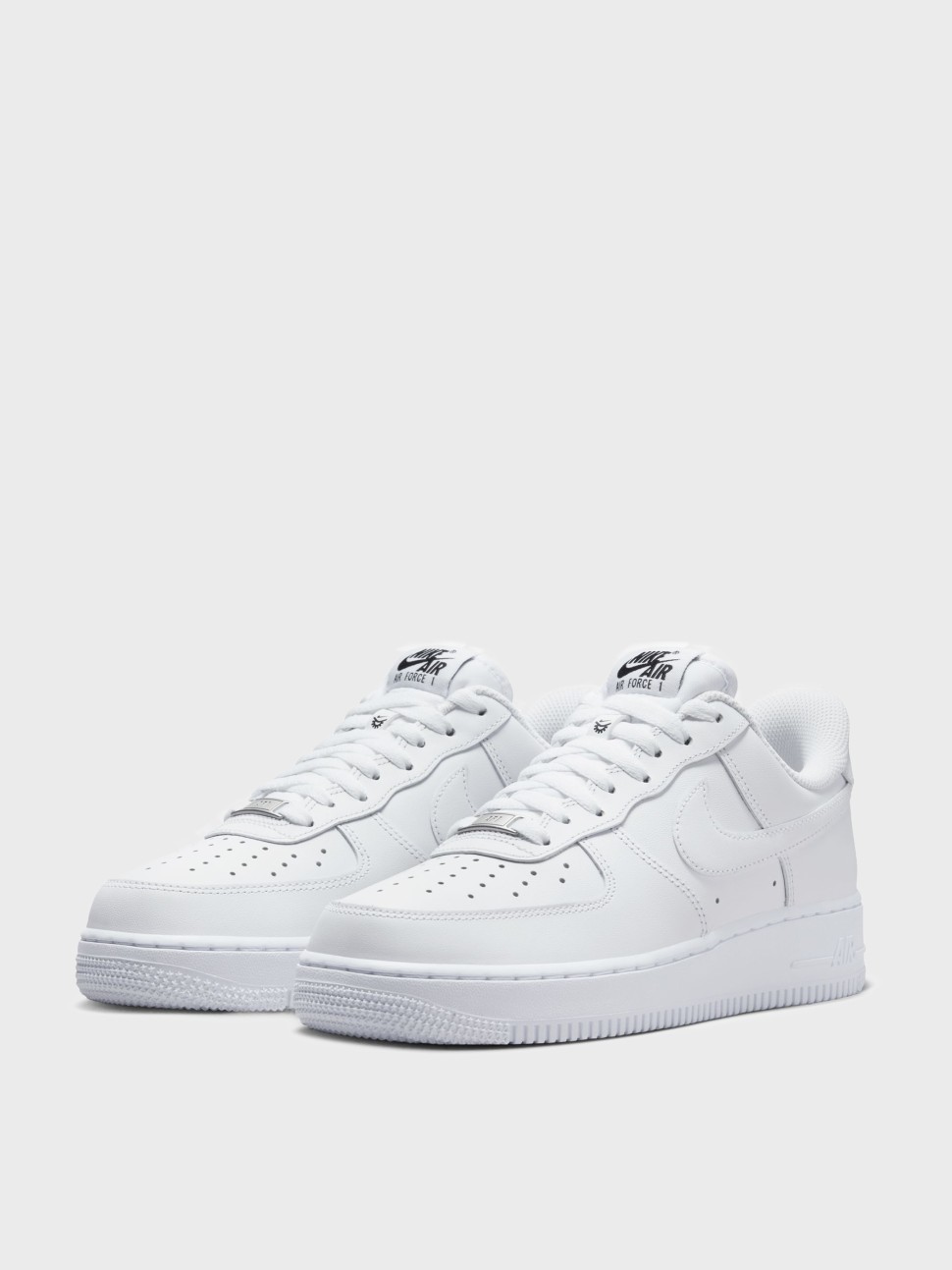 Кроссовки женские Nike W AIR FORCE 1 07 FLYEASE белые DX5883-100 — фото 3 — Sport City Кроссовки женские Nike W AIR FORCE 1 07 FLYEASE белые DX5883-100 — фото 3