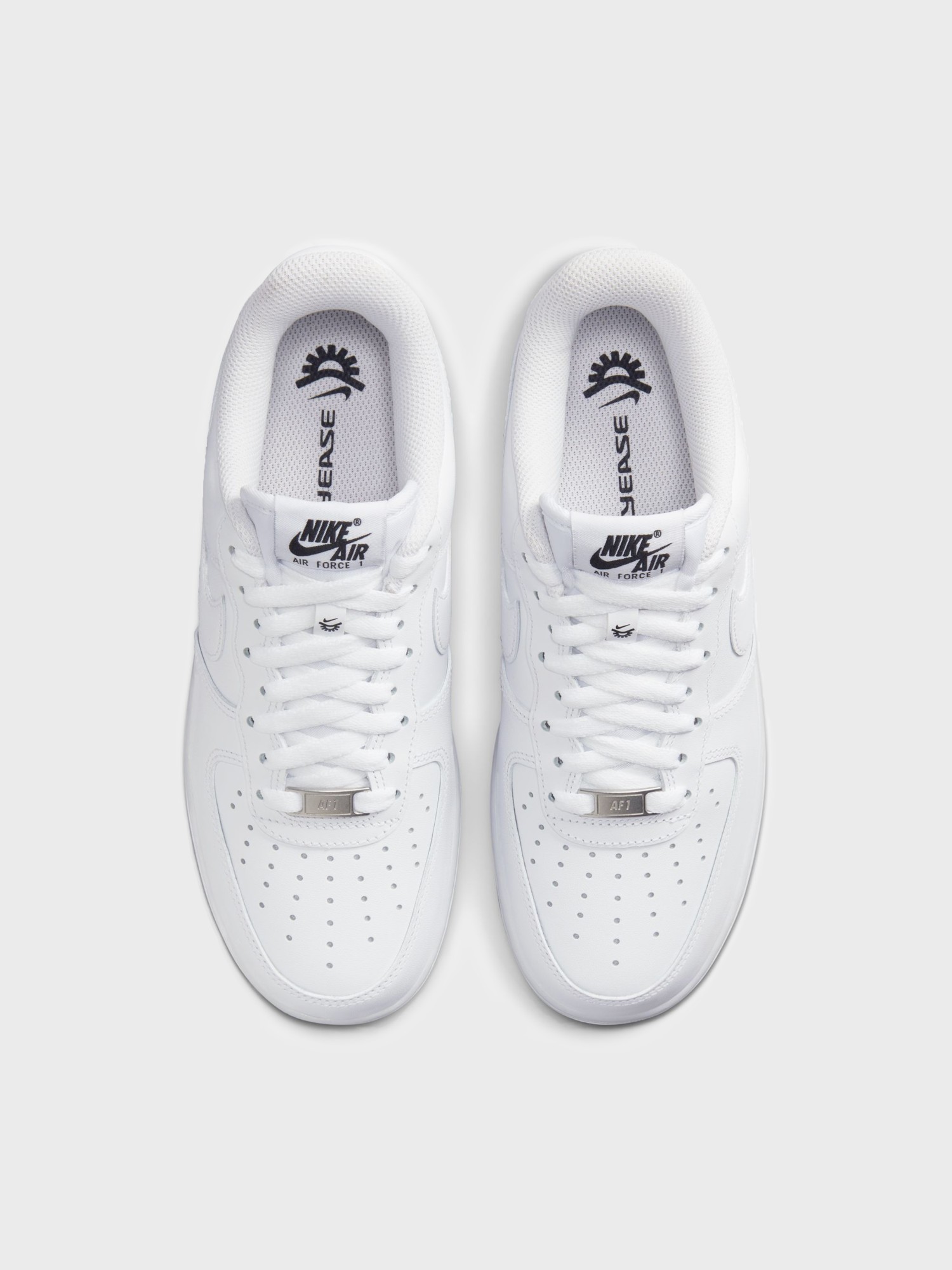 Кроссовки женские Nike W AIR FORCE 1 07 FLYEASE белые DX5883-100 изображение 8