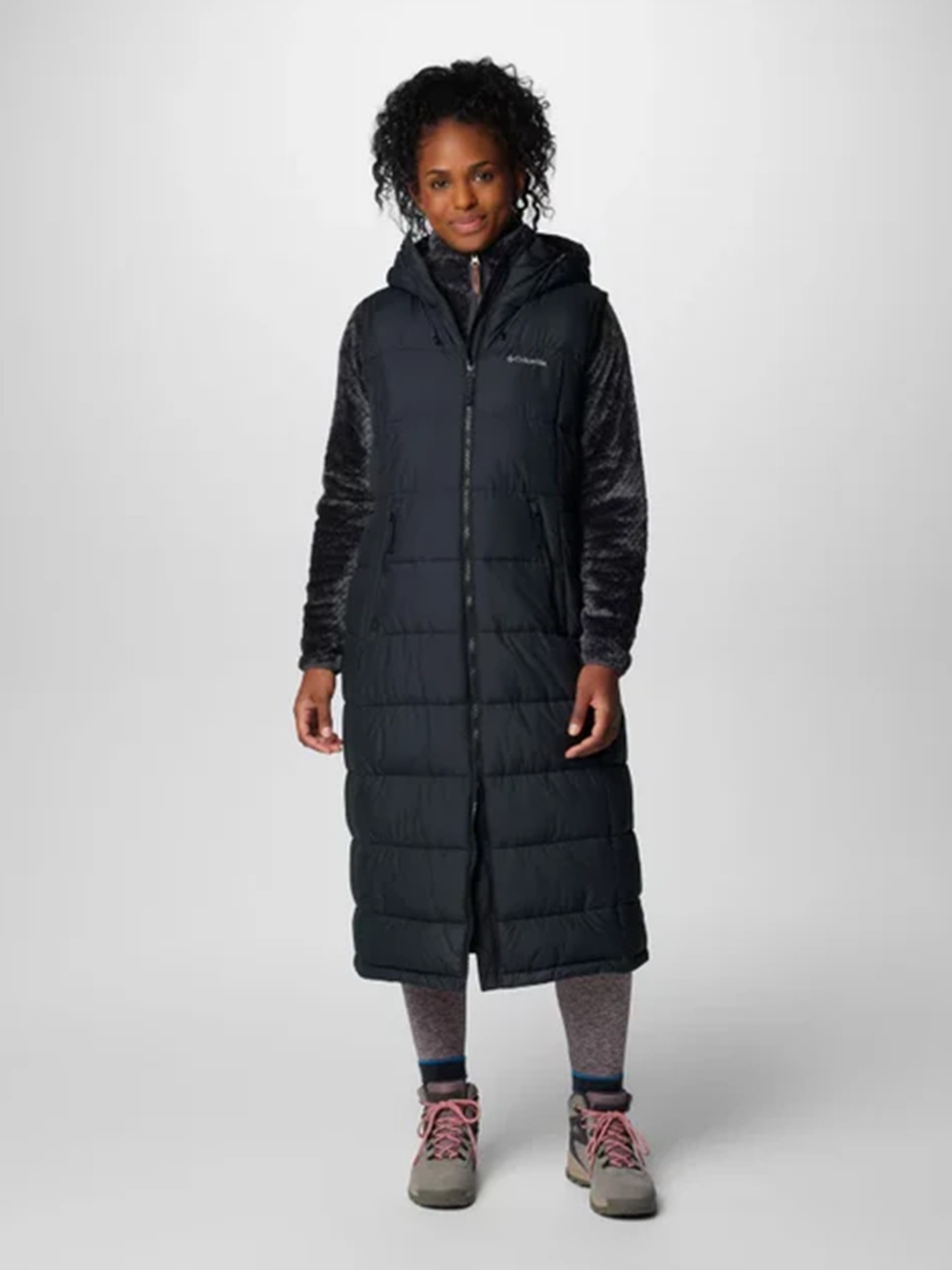 Жилет жіночий Columbia Pike Lake™ Long Vest чорний 2089281-010 изображение 2