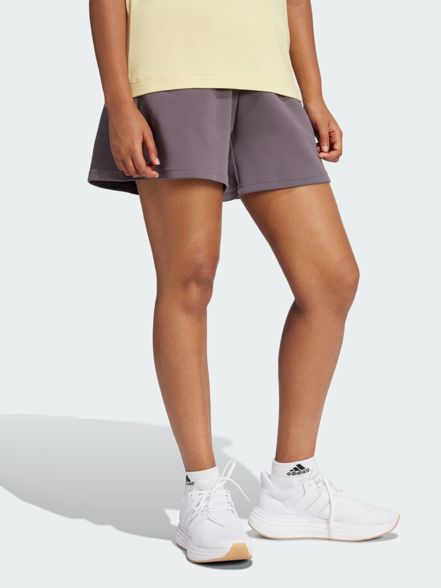 Шорти жіночі Adidas W FI SL SHO сірі JE3998 изображение 4