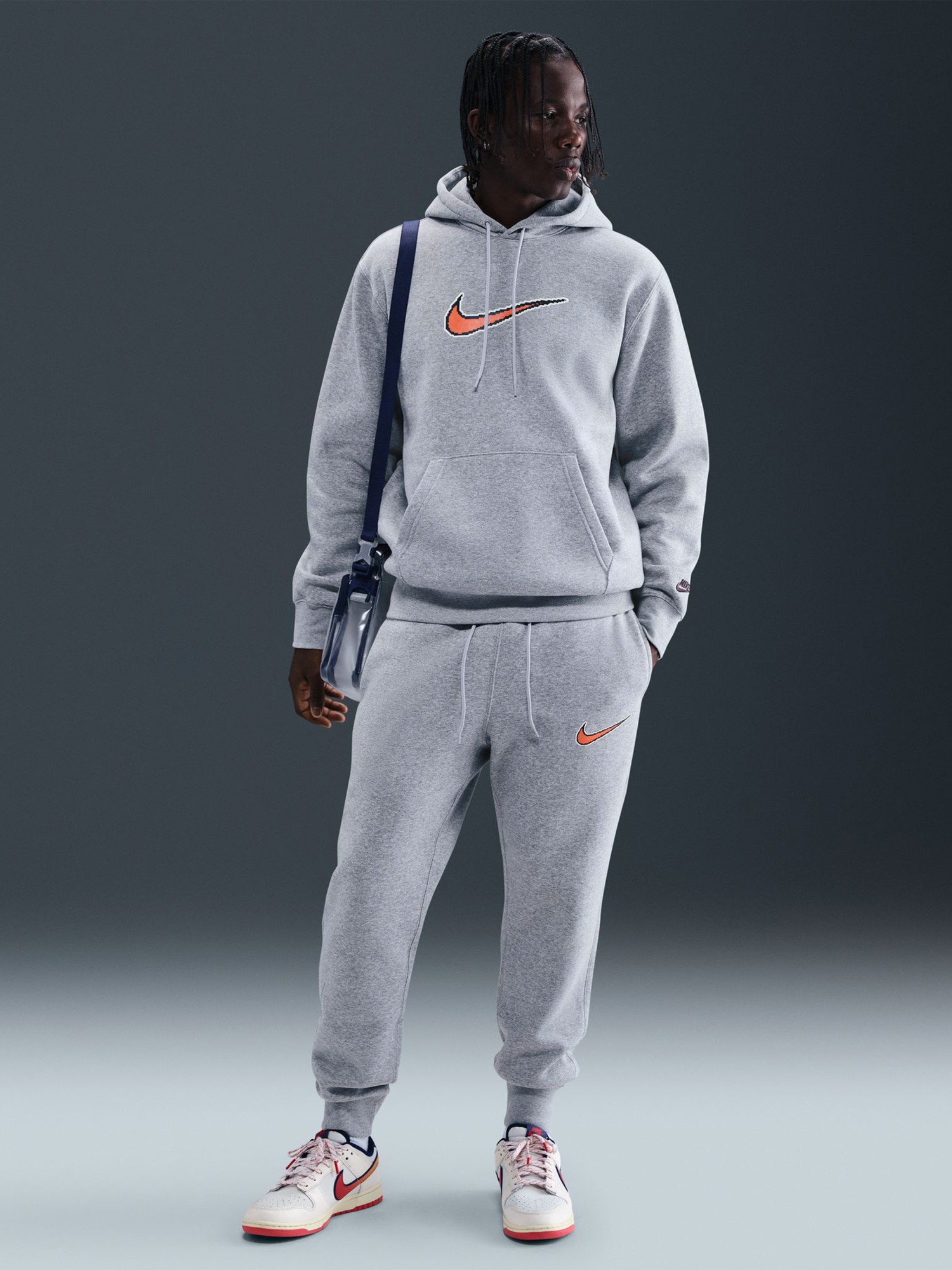 Брюки мужские Nike M NK CLUB BB JGGR NEO VARSITY серые HV0865-063 изображение 5