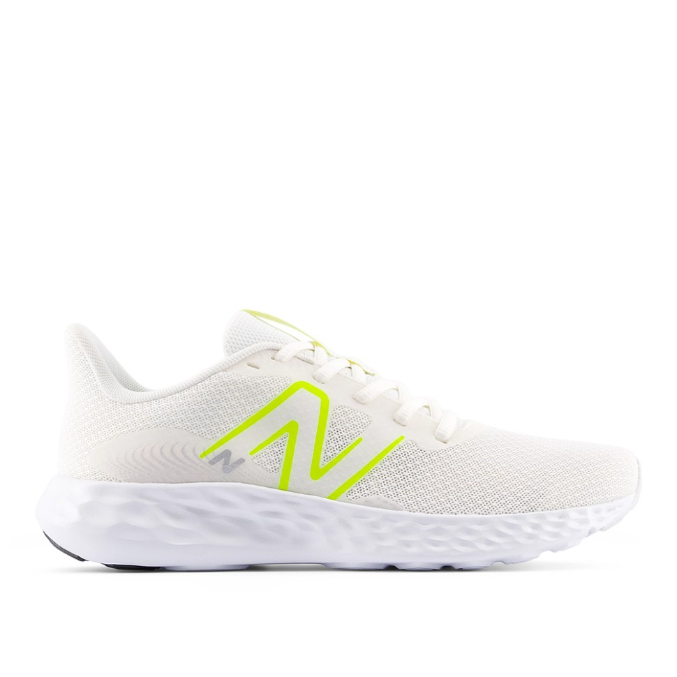 Кроссовки женские New Balance 411 V3 молочные W4117KX — Sport City Кроссовки женские New Balance 411 V3 молочные W4117KX