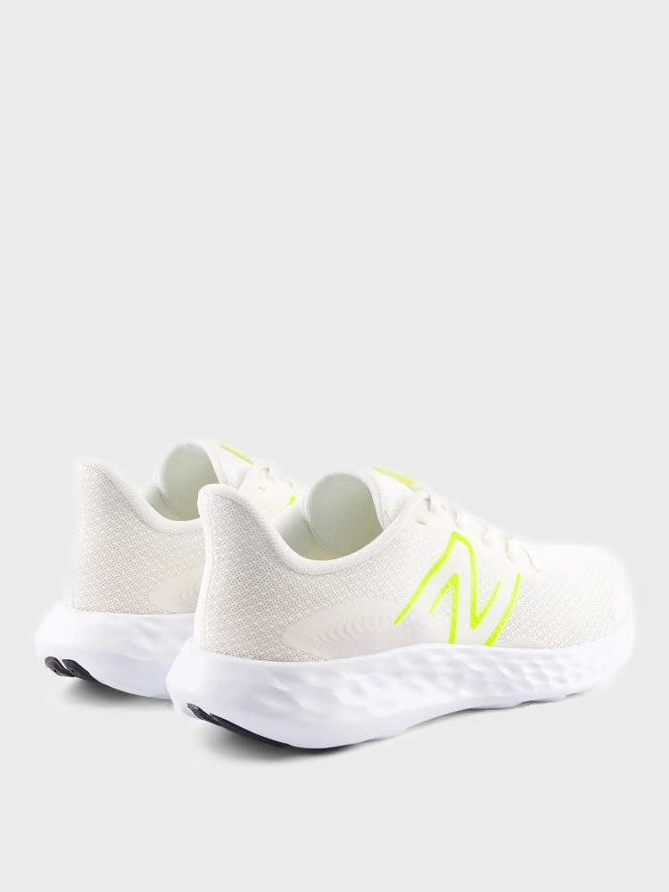 Кросівки жіночі New Balance 411 V3 молочні W4117KX изображение 7
