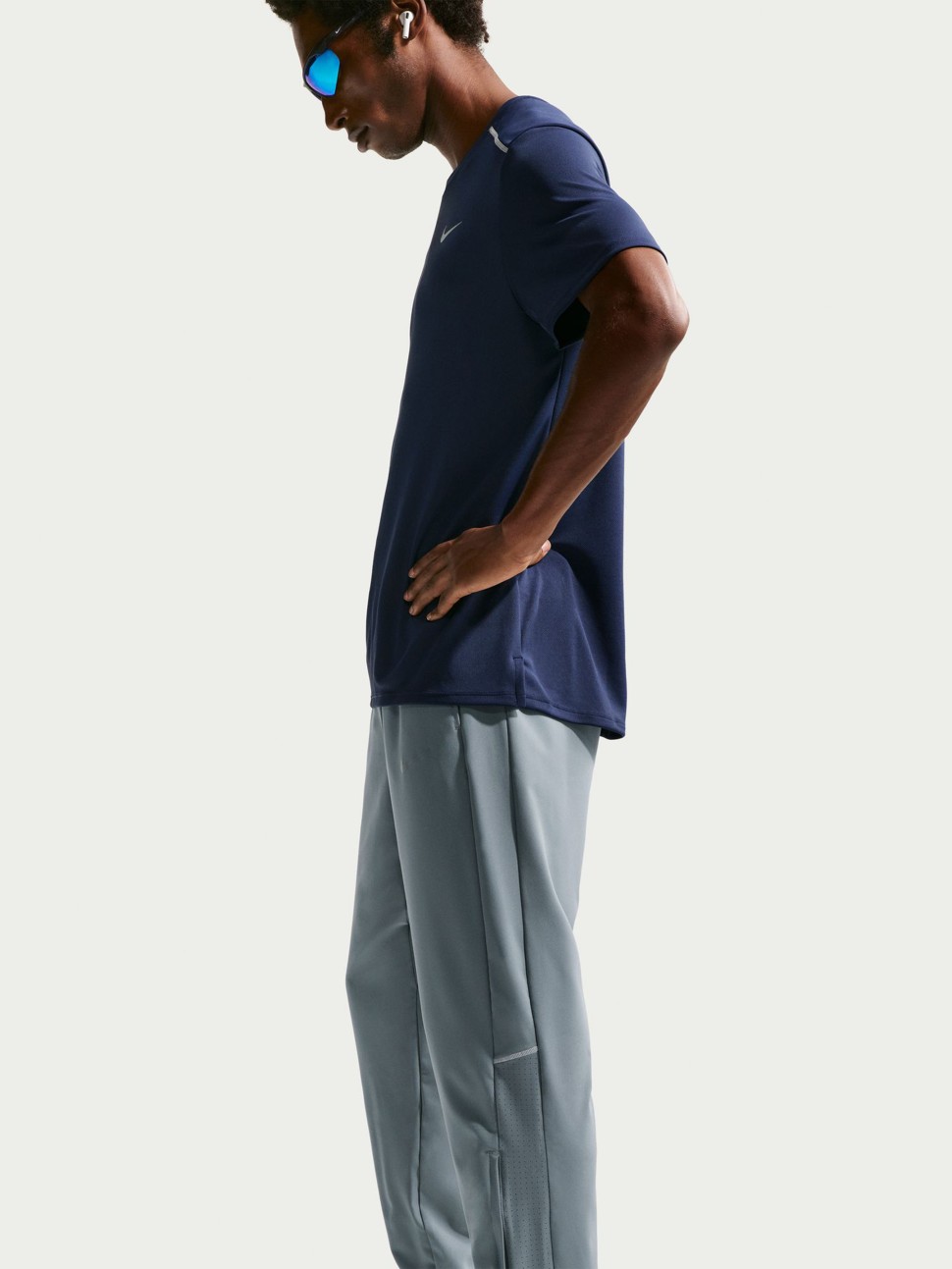 Men's Pants Nike M NK DF MILER WOVEN PANT gray IF2062-084 — photo 6