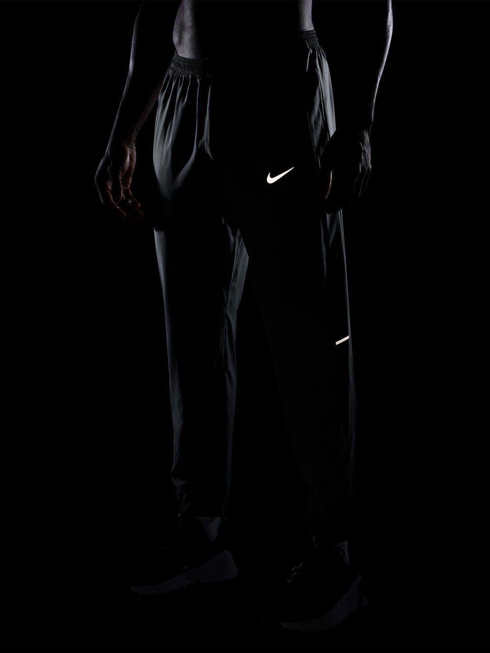 Men's Pants Nike M NK DF MILER WOVEN PANT gray IF2062-084 — photo 8