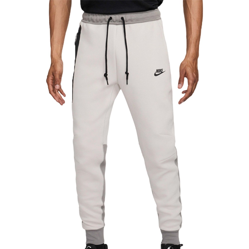 Брюки мужские Nike M NK TCH FLC JGGR серые FB8002-014